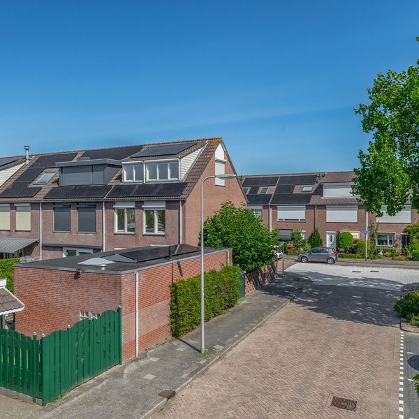 Arend Brinkmanrede 17, Capelle aan den IJssel