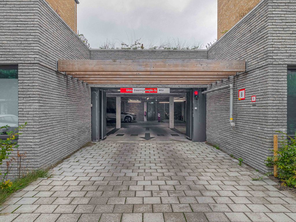 Fluiterlaan 377, Capelle aan den IJssel