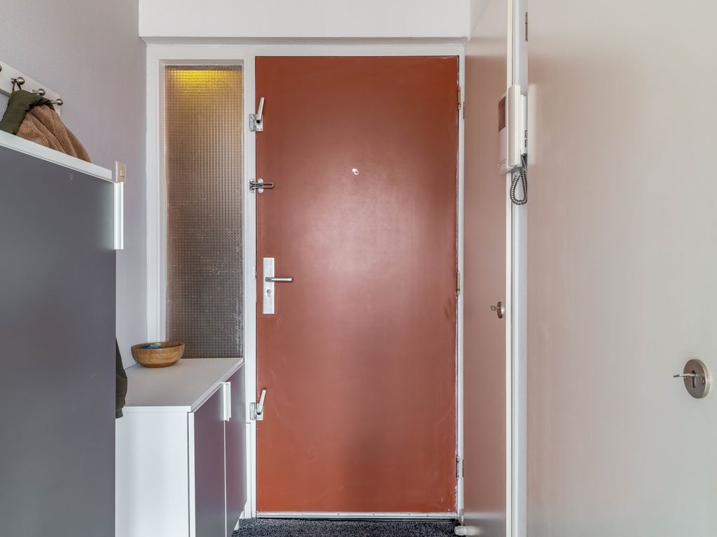 Lemelerberg 112, Capelle aan den IJssel
