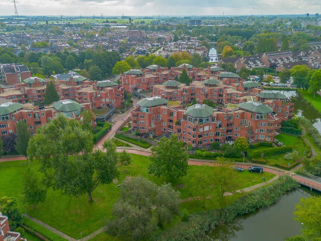 Lemelerberg 112, Capelle aan den IJssel