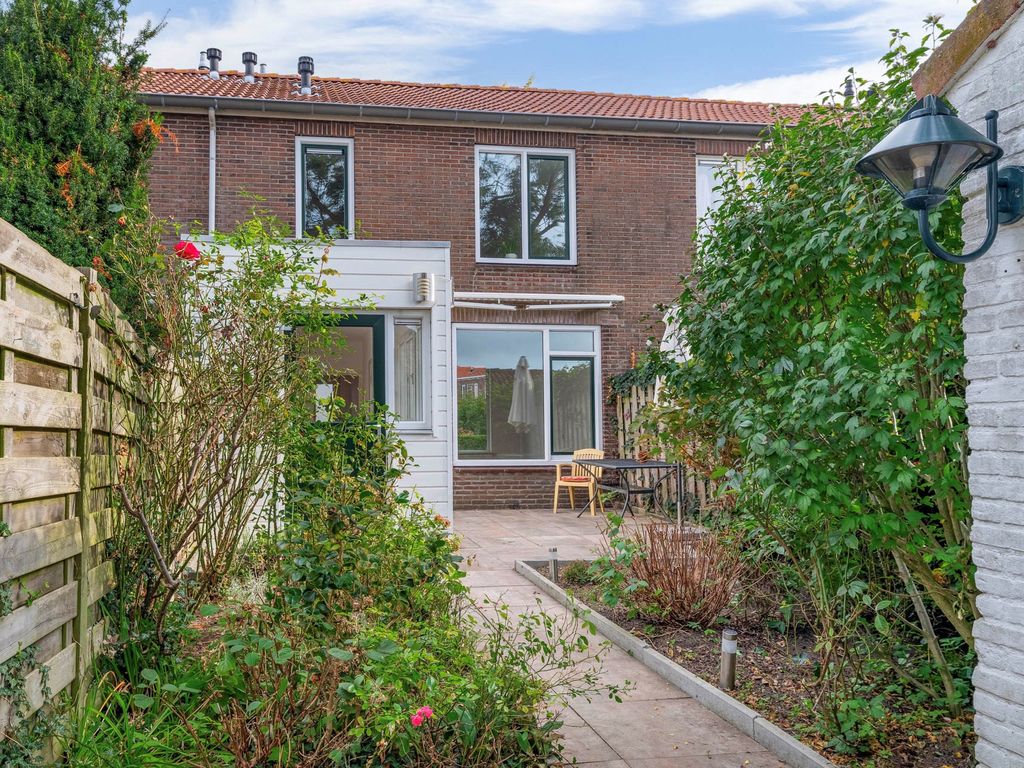 Kon Wilhelminastraat 12, Nieuwerkerk aan den IJssel