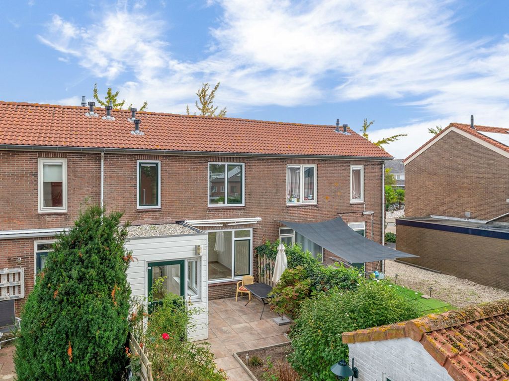 Kon Wilhelminastraat 12, Nieuwerkerk aan den IJssel