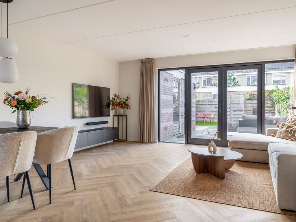 Bachstraat 35, Capelle aan den IJssel