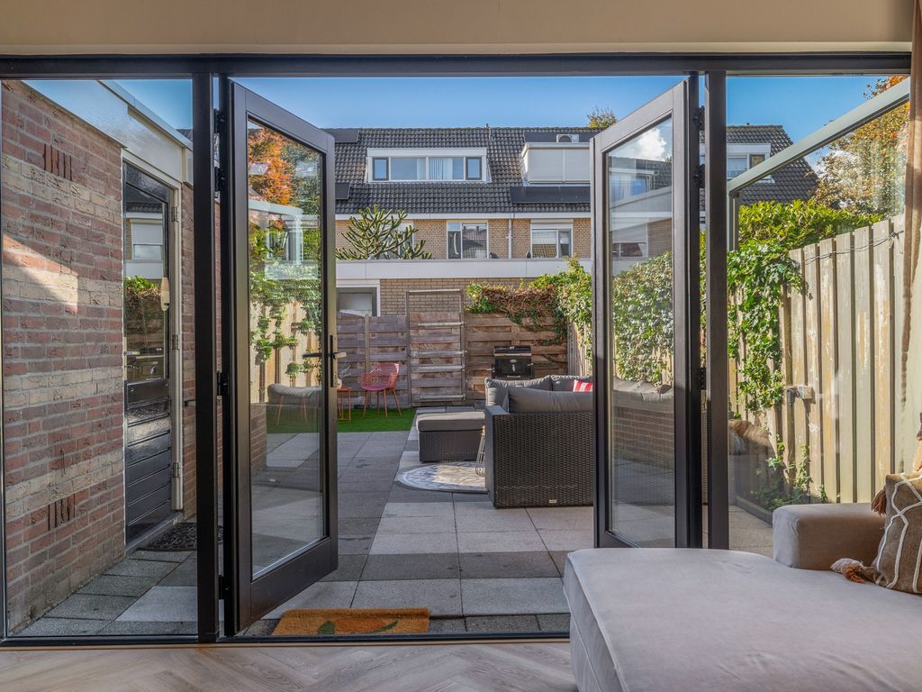 Bachstraat 35, Capelle aan den IJssel