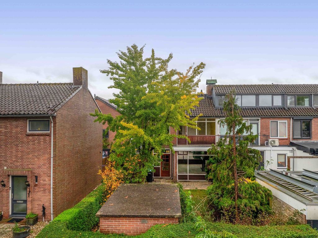 Touwslagershof 15, Hendrik-Ido-Ambacht