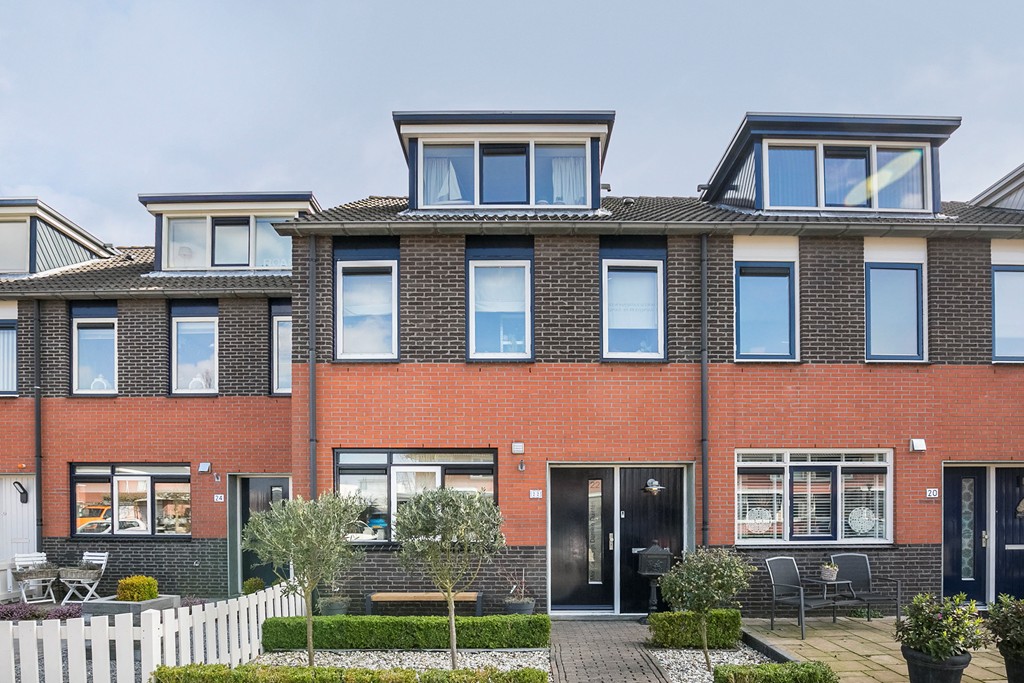 Donizettistraat 22, Capelle aan den IJssel