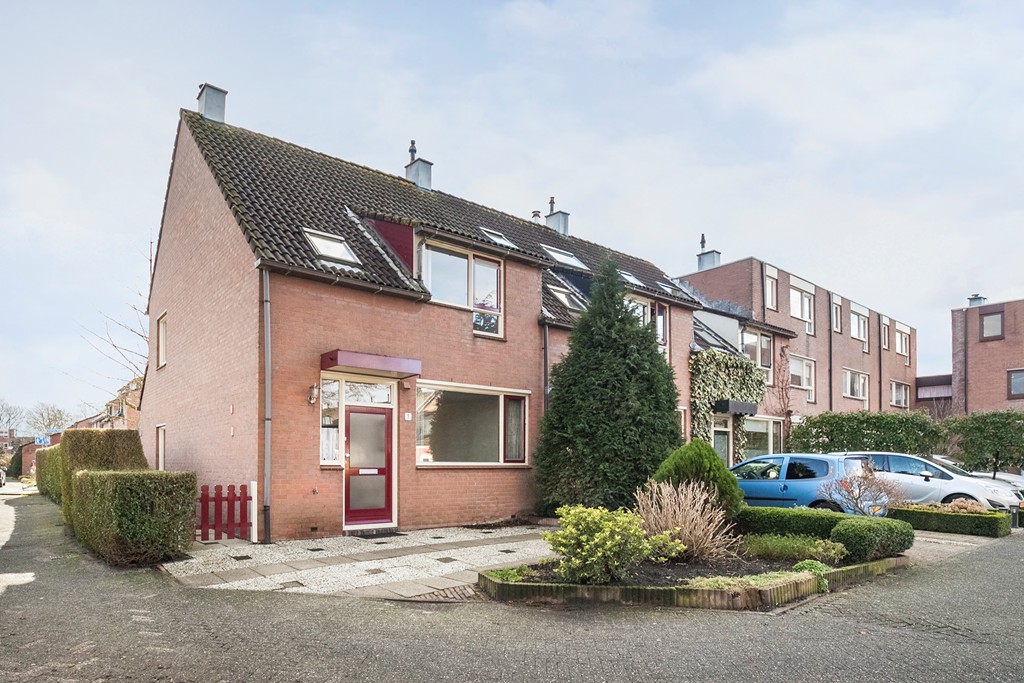 Frans Naereboutrede 1, Capelle aan den IJssel