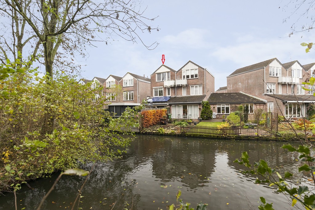 Korstmos 17, Nieuwerkerk aan den IJssel