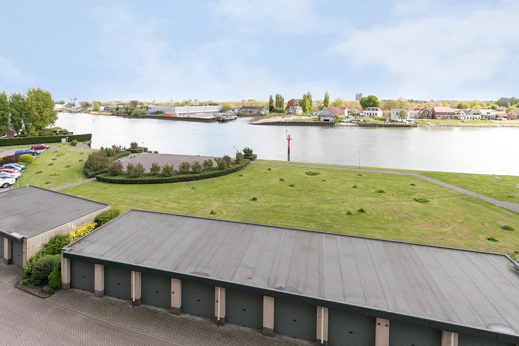 IJsselzoom 55, Capelle aan den IJssel