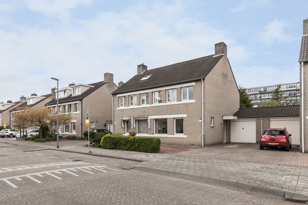 Djeddalaan 126, Rotterdam