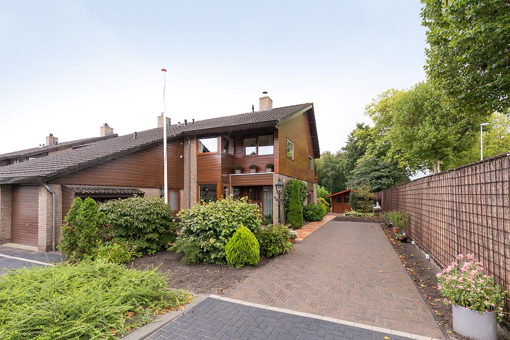 IJsselwaard 2, Capelle aan den IJssel