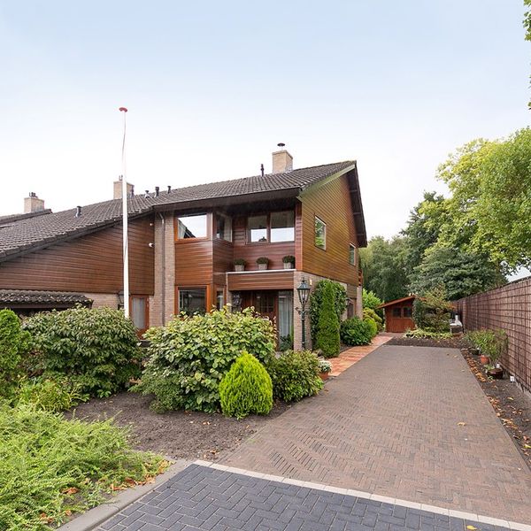 IJsselwaard 2, Capelle aan den IJssel