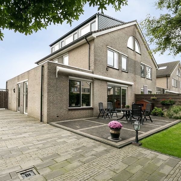 Brucknerstraat 63, Capelle aan den IJssel