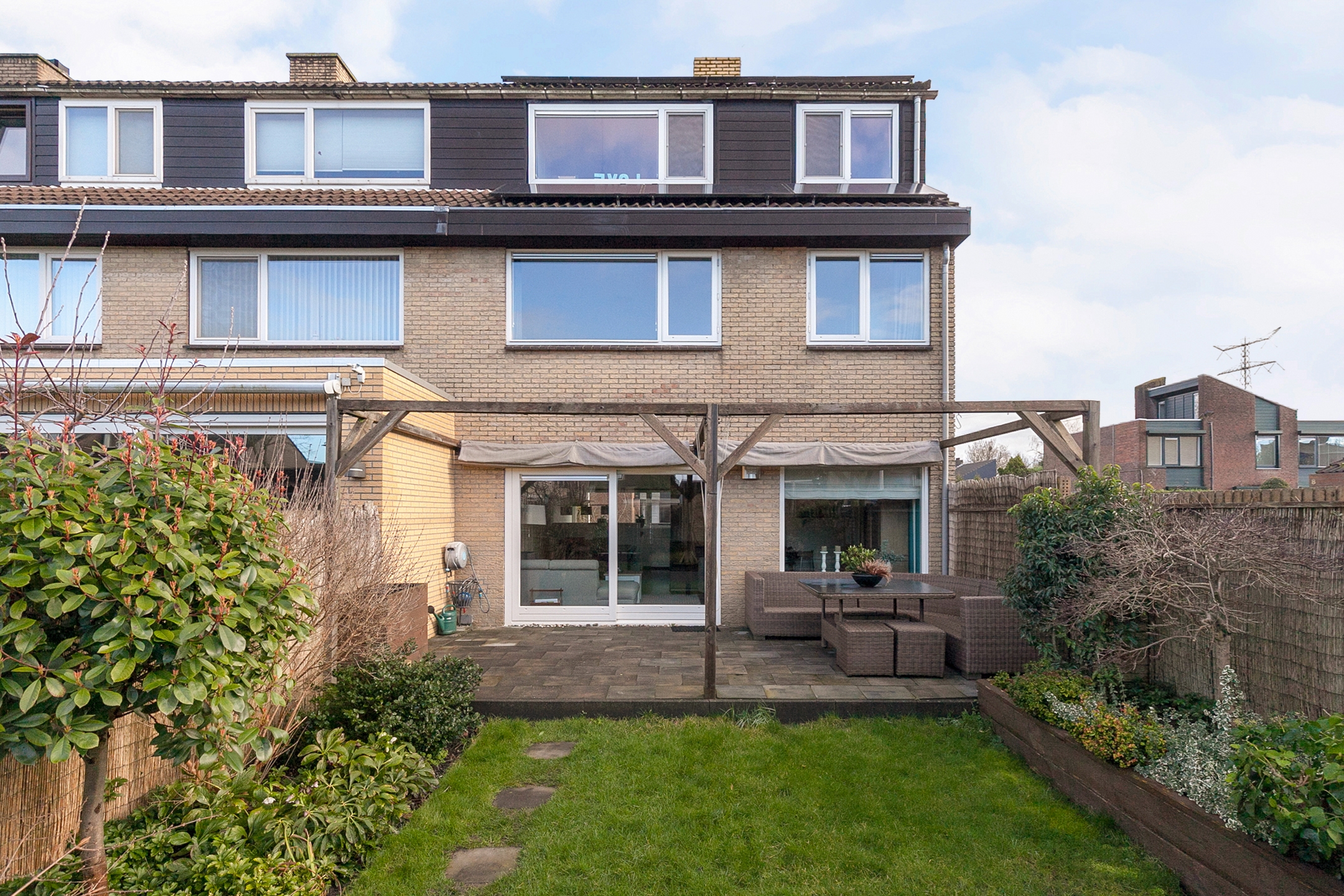 Sauerdal 40, Capelle aan den IJssel