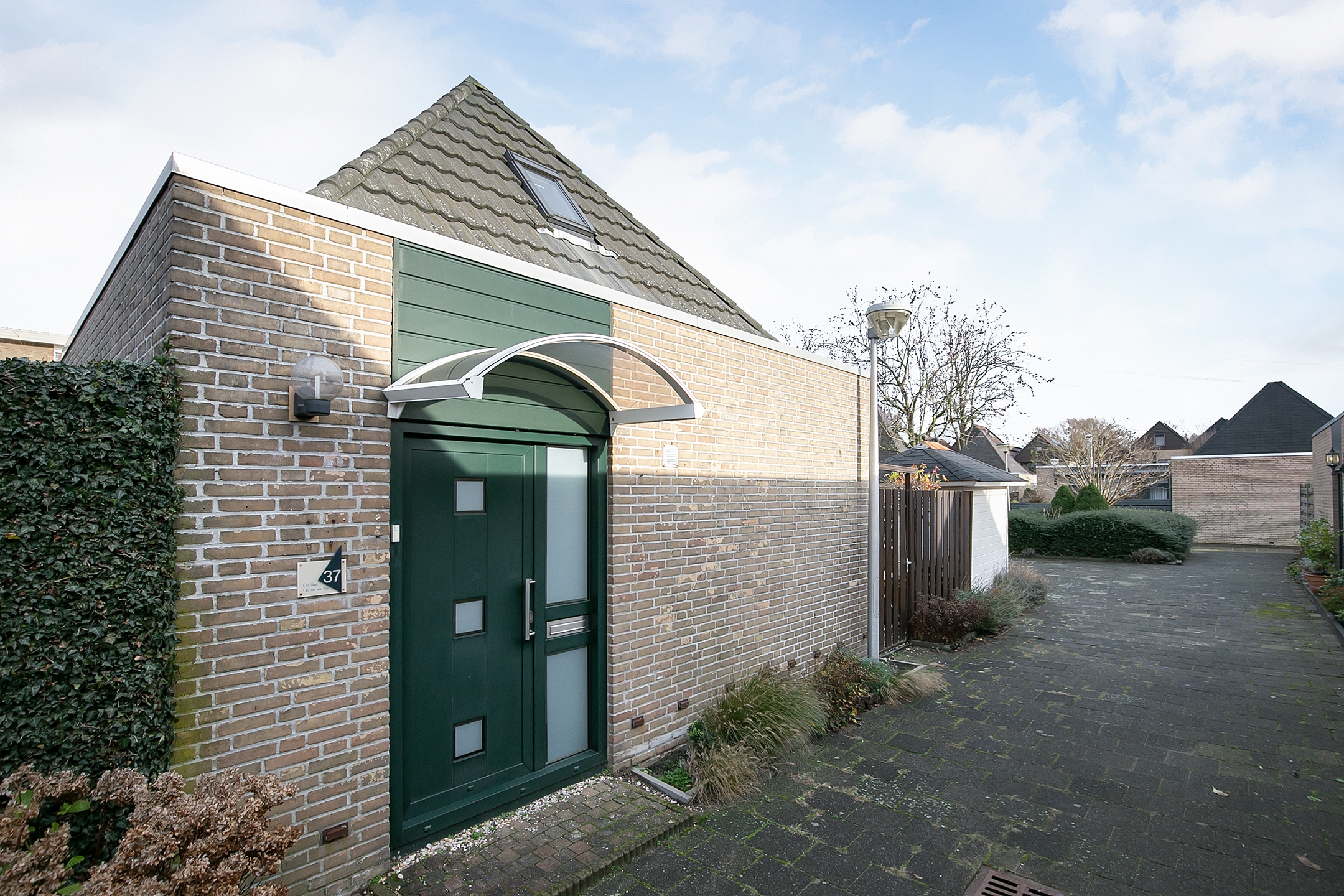 Ikoon 37, Capelle aan den IJssel