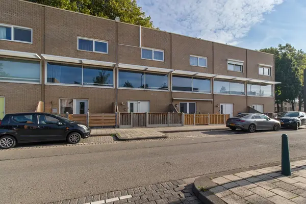 Digna Johannaweg 123, HOOGVLIET ROTTERDAM