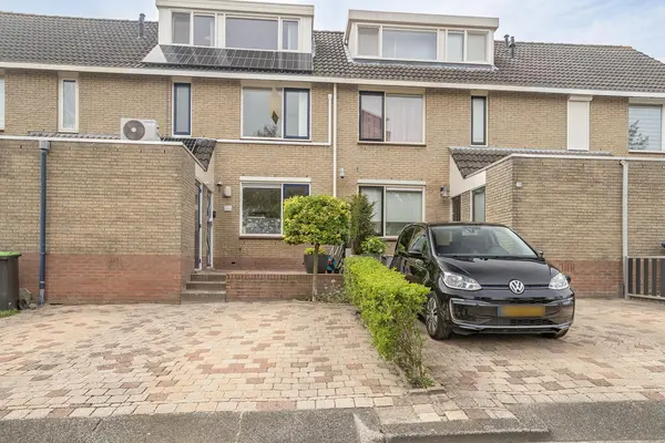 Merwedestraat 11, SPIJKENISSE