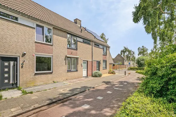 Debussystraat 4, SPIJKENISSE