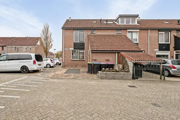 Zwenkgras 1, SPIJKENISSE