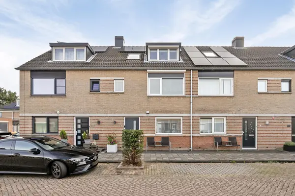 Marie van Zeggelenstraat 31, SPIJKENISSE