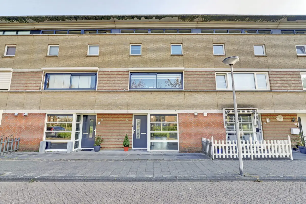 Lucretia van Merkenstraat 59