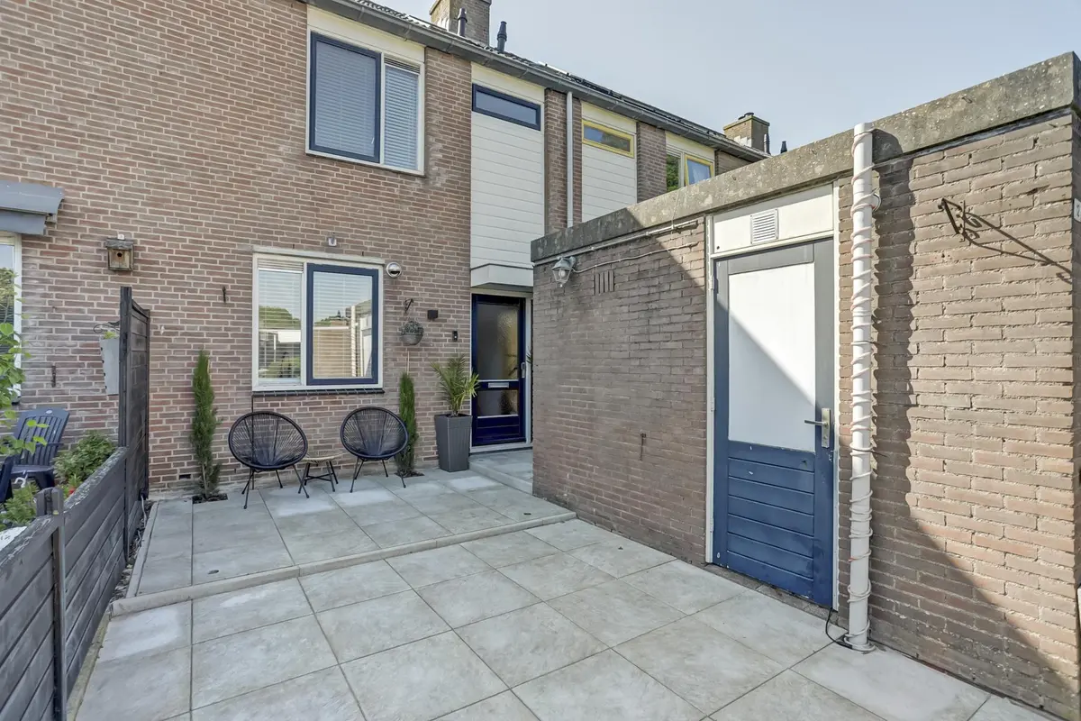 L. Verweelstraat 12