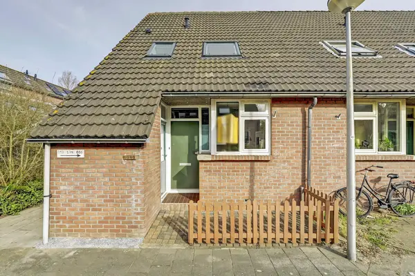 Krekelveen 613, SPIJKENISSE