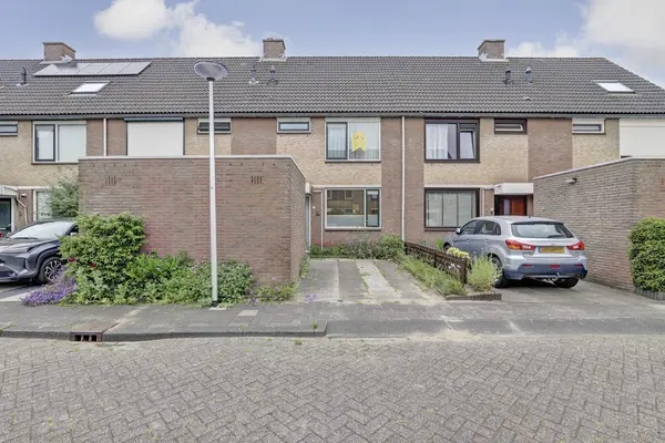 Bizetstraat 35, SPIJKENISSE