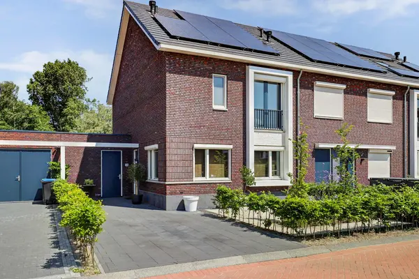 Neptunusstraat 38, SPIJKENISSE