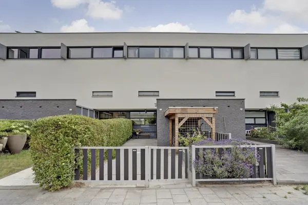 M. Beenstraat 25, SPIJKENISSE