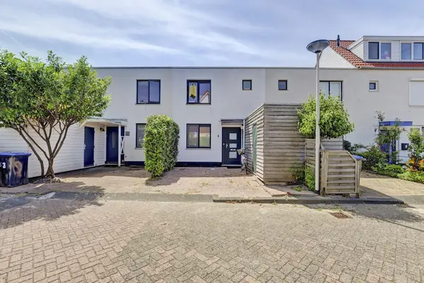 Brongras 5, SPIJKENISSE