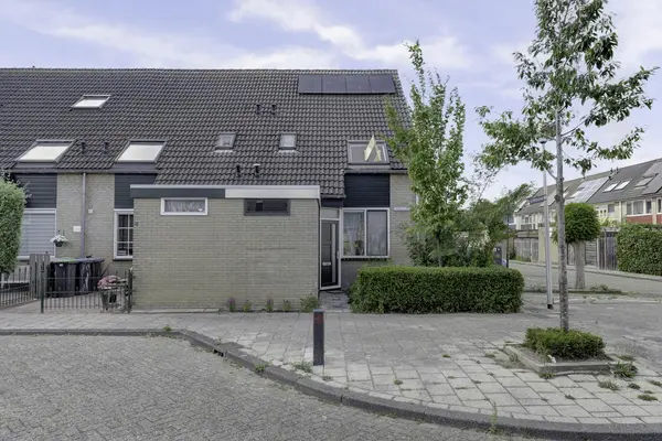 Berenkreek 2, SPIJKENISSE