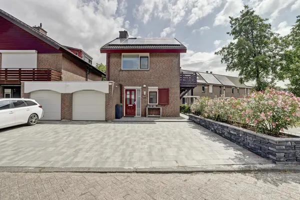 Pianopad 13, SPIJKENISSE