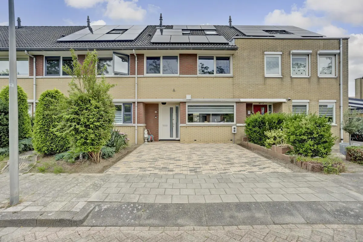 Petronella Brugsmastraat 63