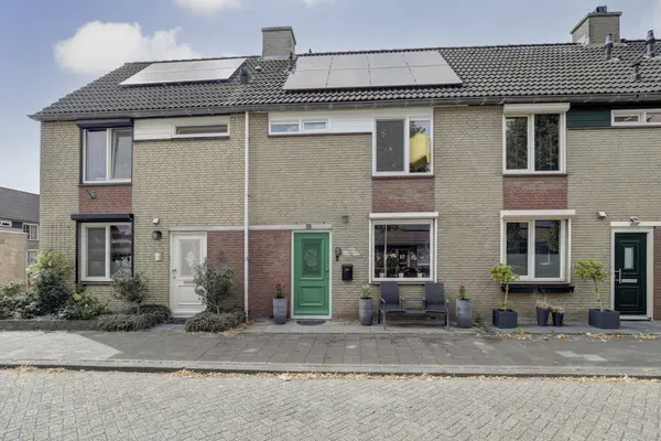 Bachbaan 67, SPIJKENISSE