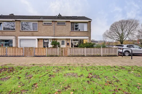 Hydrapad 2, SPIJKENISSE