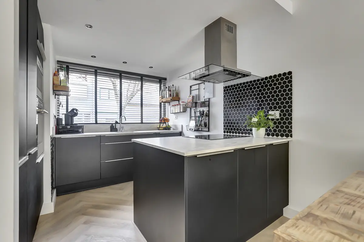 Haya van Someren-Downerpad 13