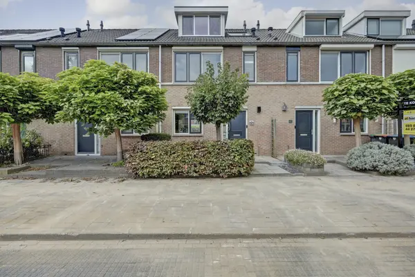 Landjonker 21, POORTUGAAL