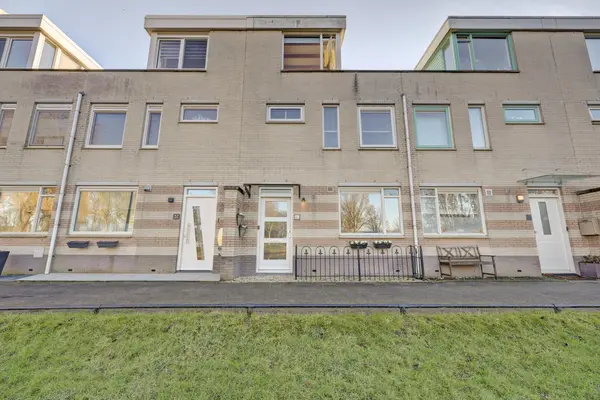 Iepenlaan 2D, SPIJKENISSE