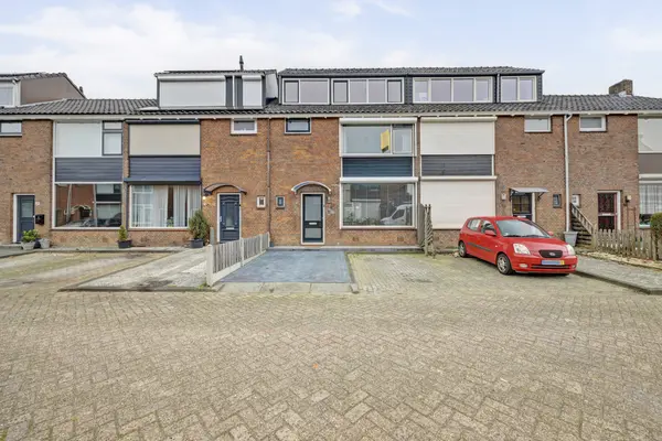 Geraniumstraat 18, SPIJKENISSE
