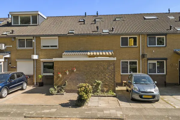 Rigolettostraat 87, SPIJKENISSE