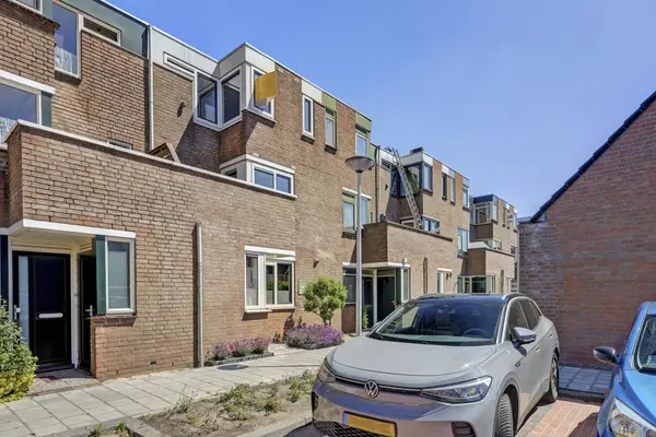 Klompenmaker 3, SPIJKENISSE