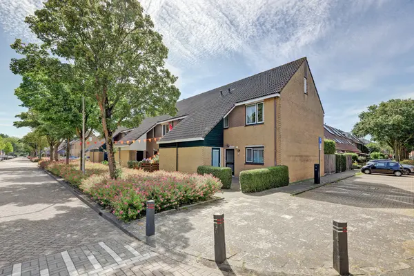 Parklaan 135, SPIJKENISSE