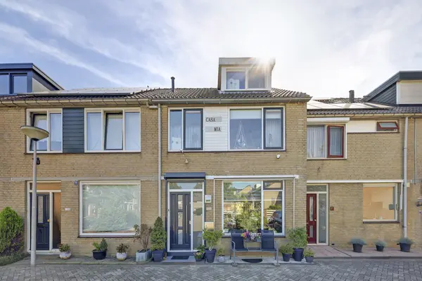 Baarsveen 111, SPIJKENISSE