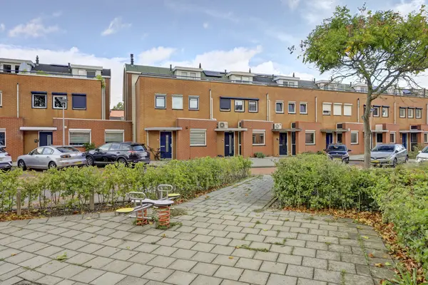 Koningin Beatrixplein 31, SPIJKENISSE