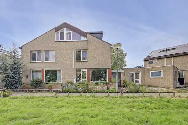 Salamanderveen 345, SPIJKENISSE