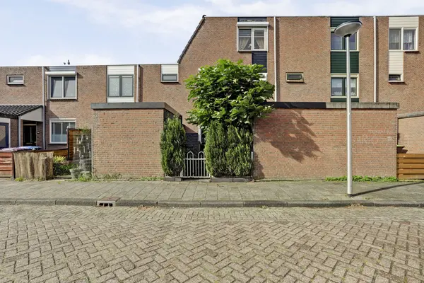 Saffraandonk 6, SPIJKENISSE