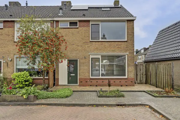 Beresteinweg 2, GEERVLIET