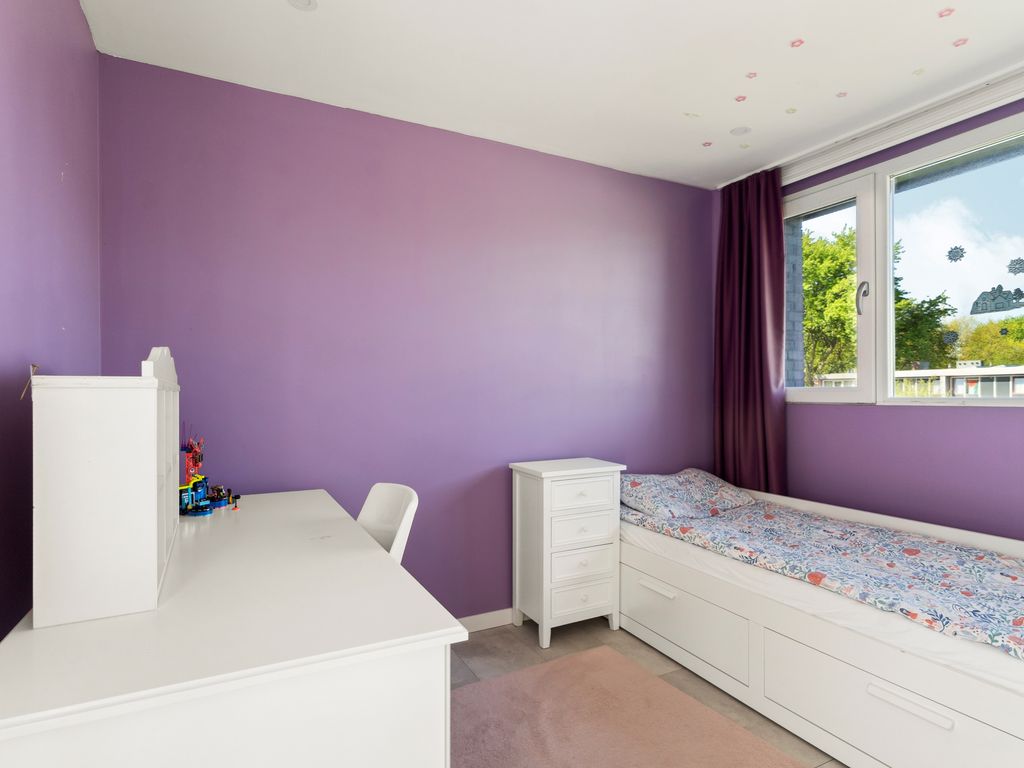 Steile Bank 25, Lelystad