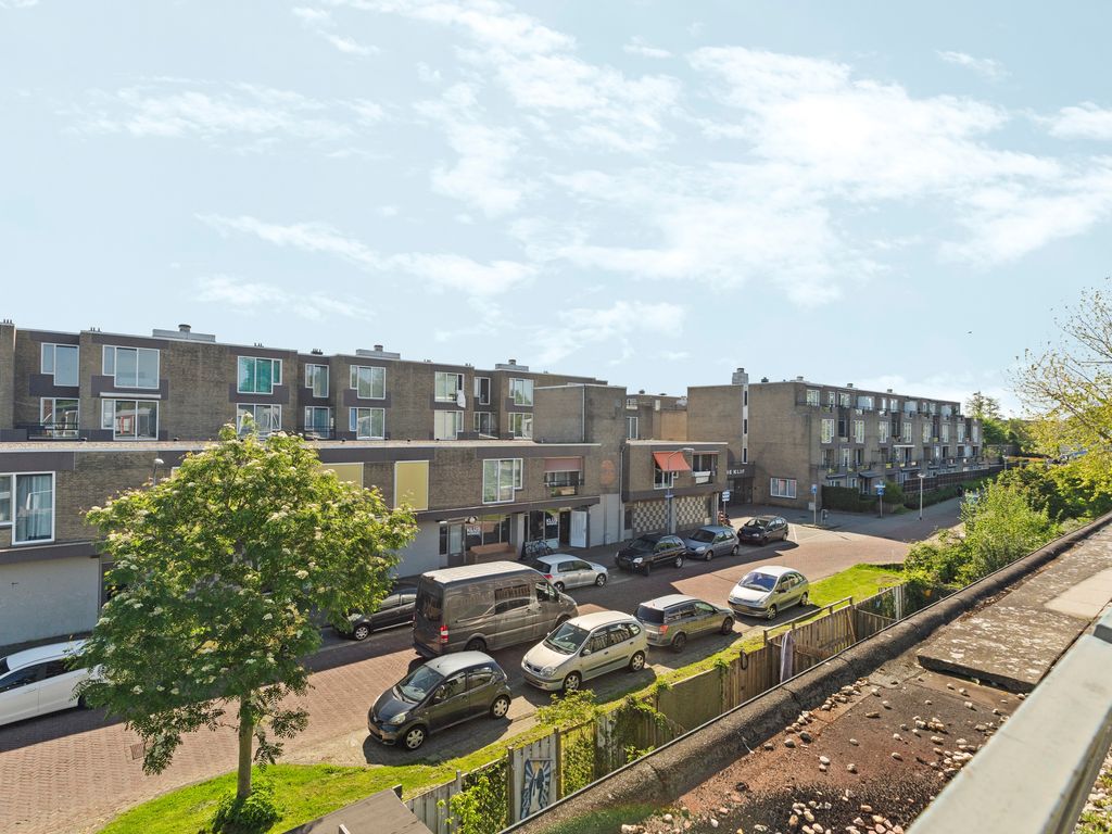 Steile Bank 25, Lelystad